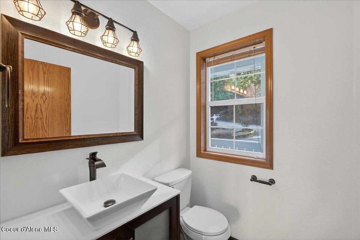 6487 East Hayden Lake Road Hayden, ID 83835 - Photo 18 of 43 25-6487 E Hayden Lake Rd_RedHogMedia