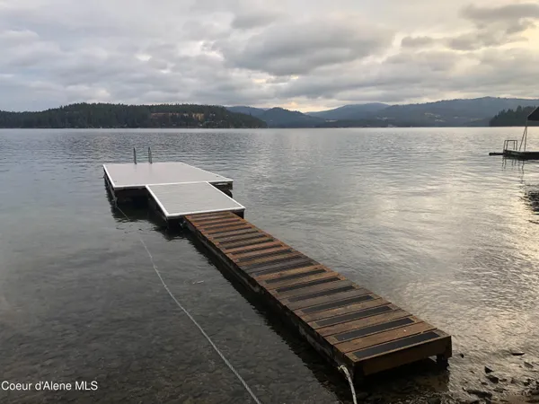 $785,000 | 6487 East Hayden Lake Road, Hayden, ID 83835