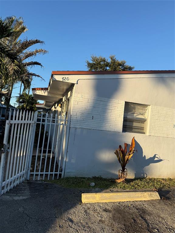 720 Southwest 7th Street, Unit 1 Dania Beach, FL 33004 - Photo 13 of 13