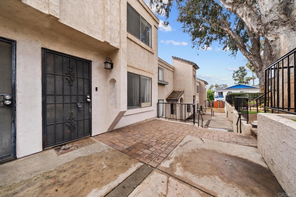 1604 Presioca Street, Unit 11 Spring Valley, CA 91977 - Photo 18 of 33
