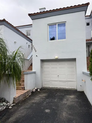 $2,800 | 2408 Northeast 135th Street, Unit 2408, North Miami, FL 33181