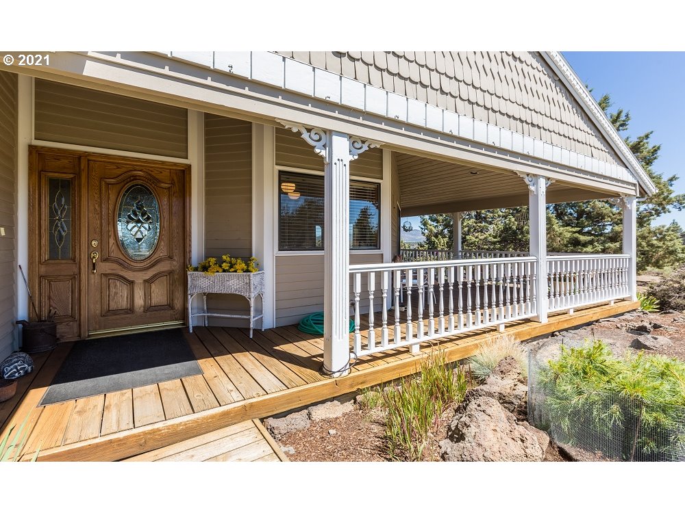 5660 Southwest Rim Road Terrebonne, OR 97760 - Photo 1 of 24 Gallery Image 1