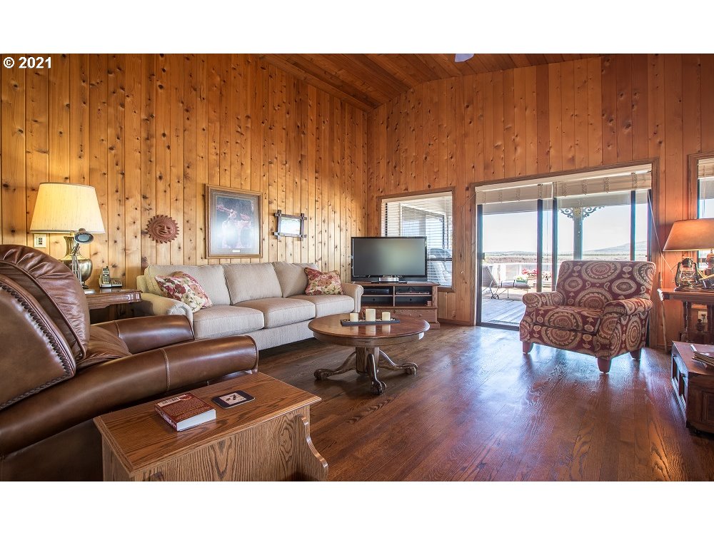 5660 Southwest Rim Road Terrebonne, OR 97760 - Photo 2 of 24 Gallery Image 2