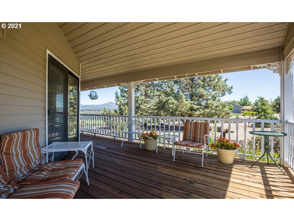 5660 Southwest Rim Road Terrebonne, OR 97760 - Photo 9 of 24 Gallery Image 9