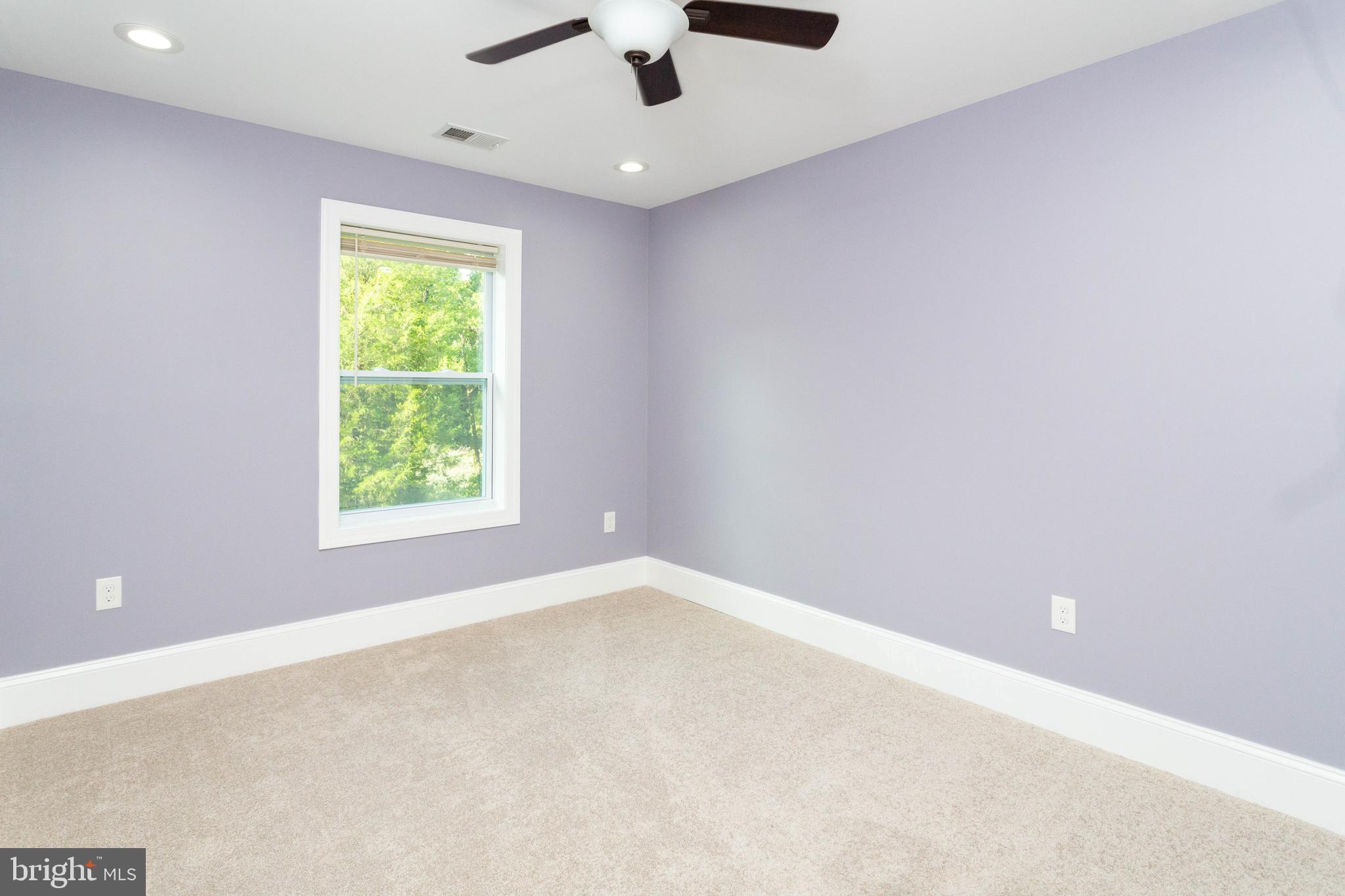 1398 Waterford Road Baltimore, MD 21221 - Photo 14 of 39 Gallery Image 14