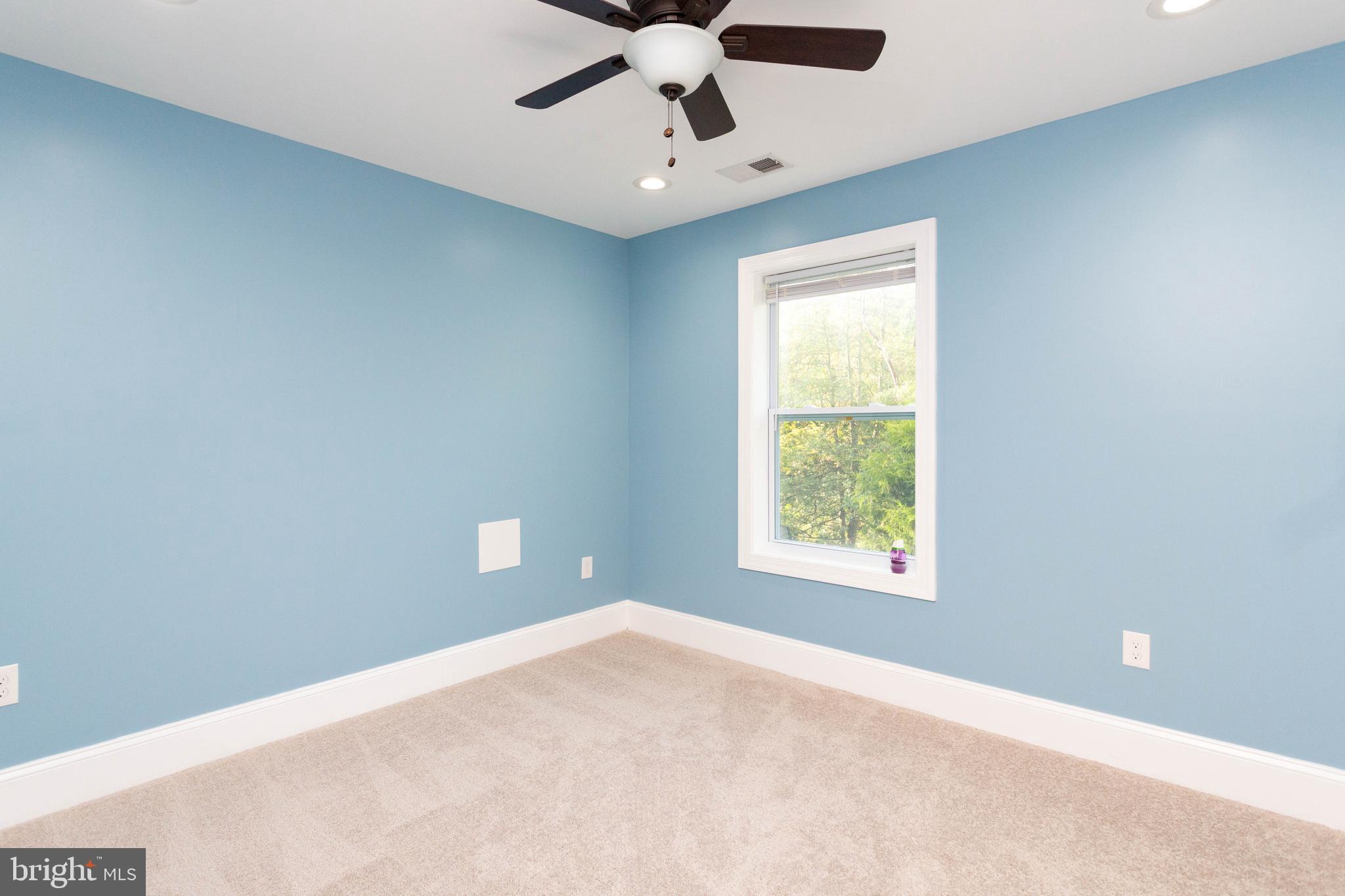 1398 Waterford Road Baltimore, MD 21221 - Photo 16 of 39 Gallery Image 16