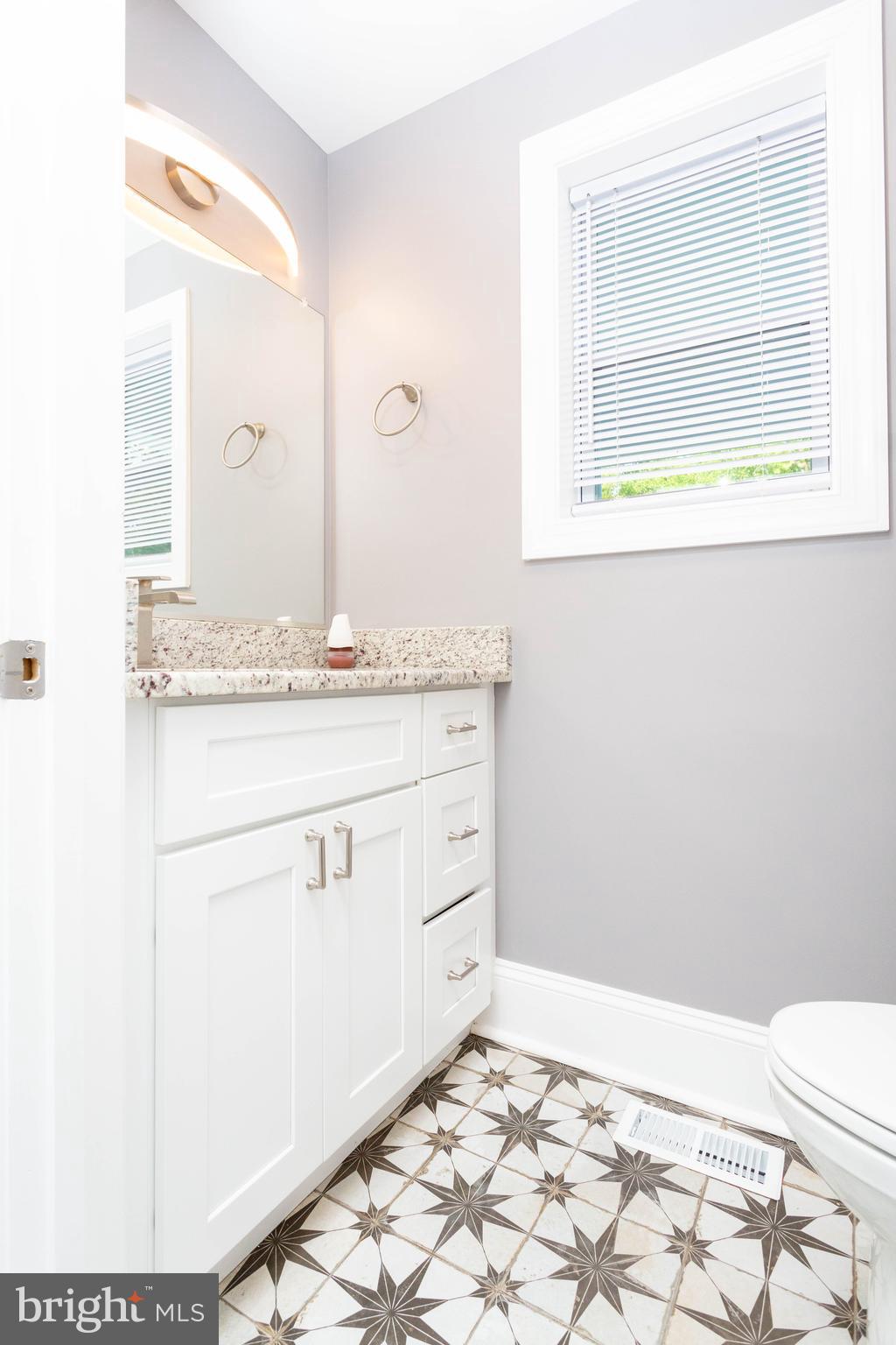 1398 Waterford Road Baltimore, MD 21221 - Photo 21 of 39 Gallery Image 21