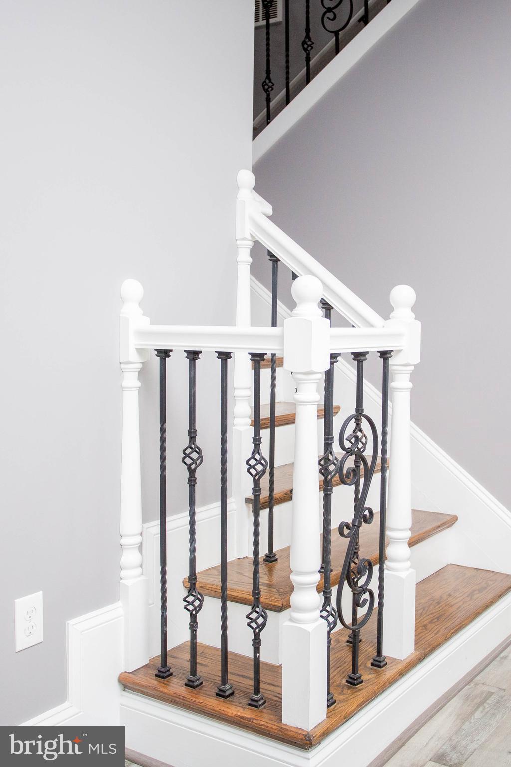 1398 Waterford Road Baltimore, MD 21221 - Photo 23 of 39 Gallery Image 23