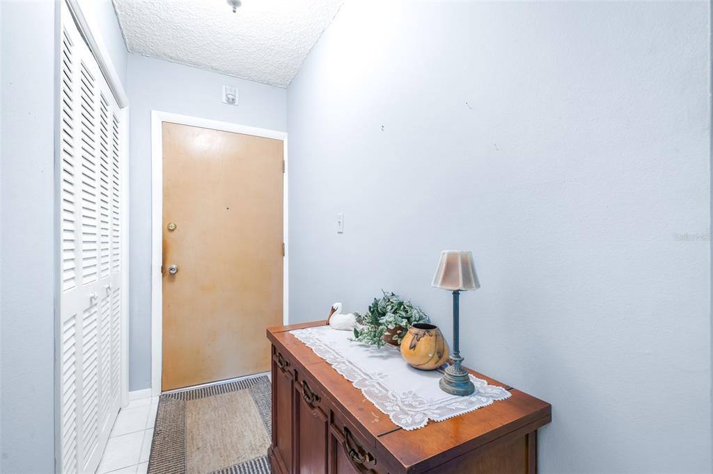 2001 Greenbriar Boulevard, Unit 1 Clearwater, FL 33763 - Photo 13 of 53