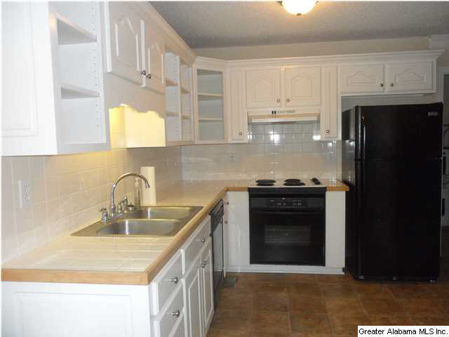 155 Tavel Road Warrior, AL 35180 - Photo 15 of 24