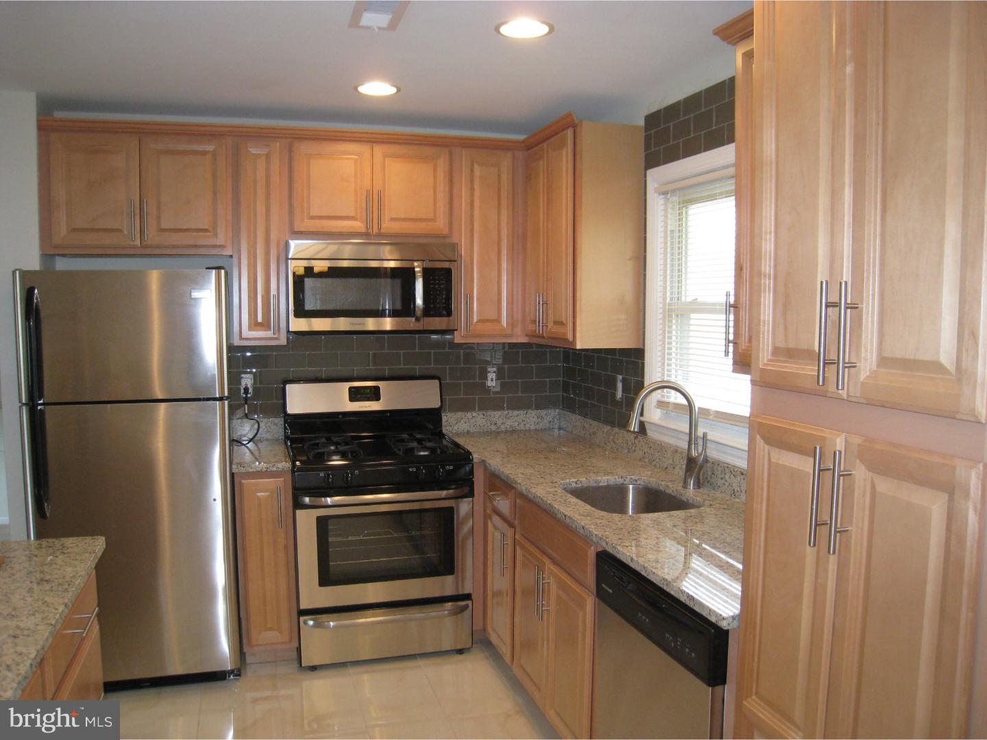32 Evergreen Road Stratford, NJ 08084 - Photo 3 of 25 Gallery Image 3