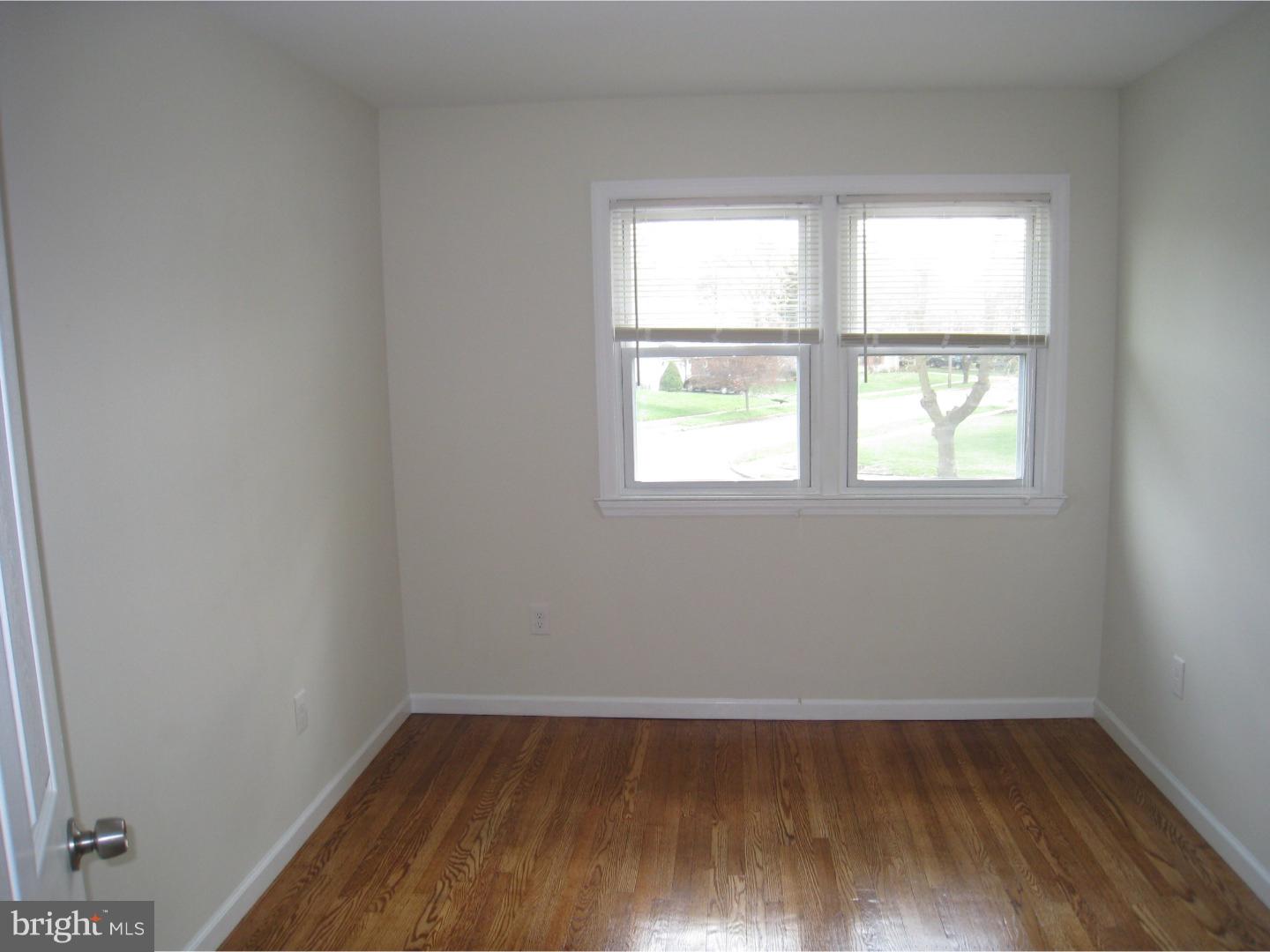 32 Evergreen Road Stratford, NJ 08084 - Photo 6 of 25 Gallery Image 6