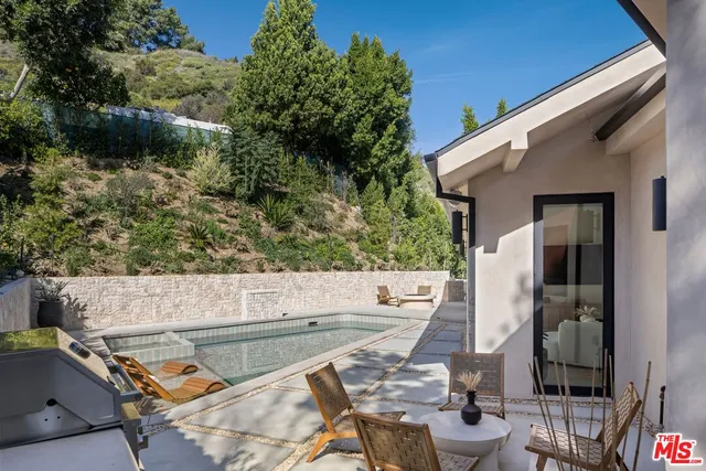 a view of outdoor space yard and patio