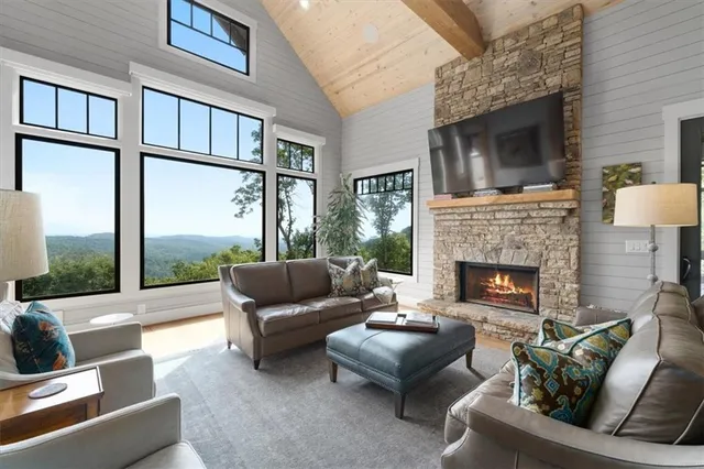 $1,875,000 | 207 Utana Blfs Trail, Ellijay, GA 30540
