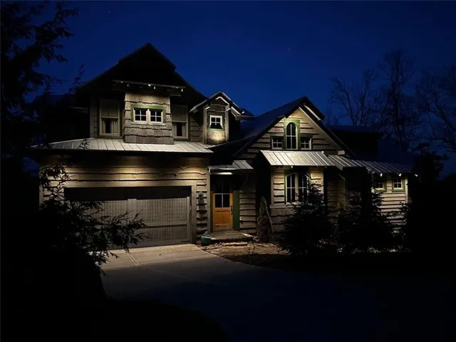 $1,875,000 | 207 Utana Blfs Trail, Ellijay, GA 30540