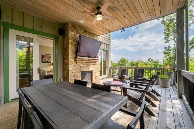 $1,875,000 | 207 Utana Blfs Trail, Ellijay, GA 30540