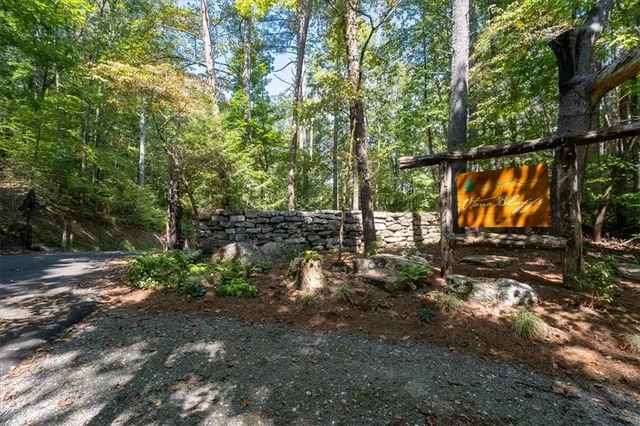 $1,875,000 | 207 Utana Blfs Trail, Ellijay, GA 30540