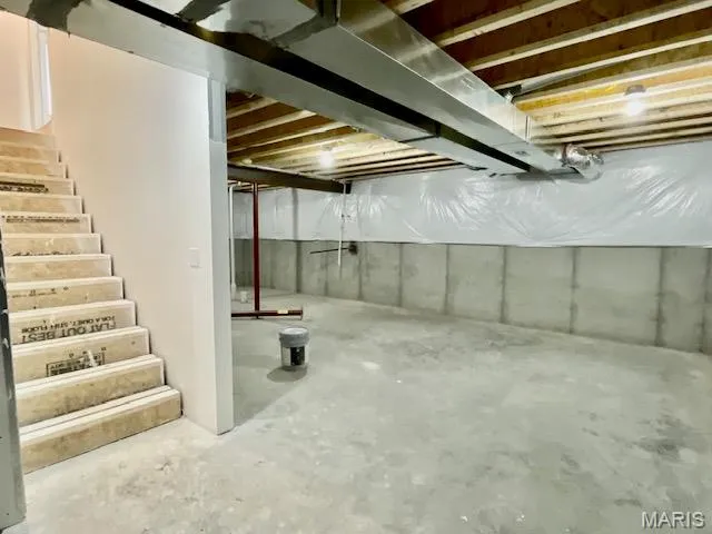 $365,000 | 713 Conner Circle, Fairview Heights, IL 62208