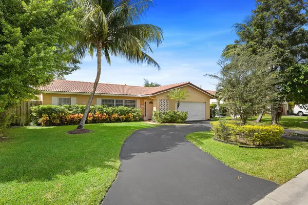 $589,000 | 3670 Northwest 78th Lane, Coral Springs, FL 33065