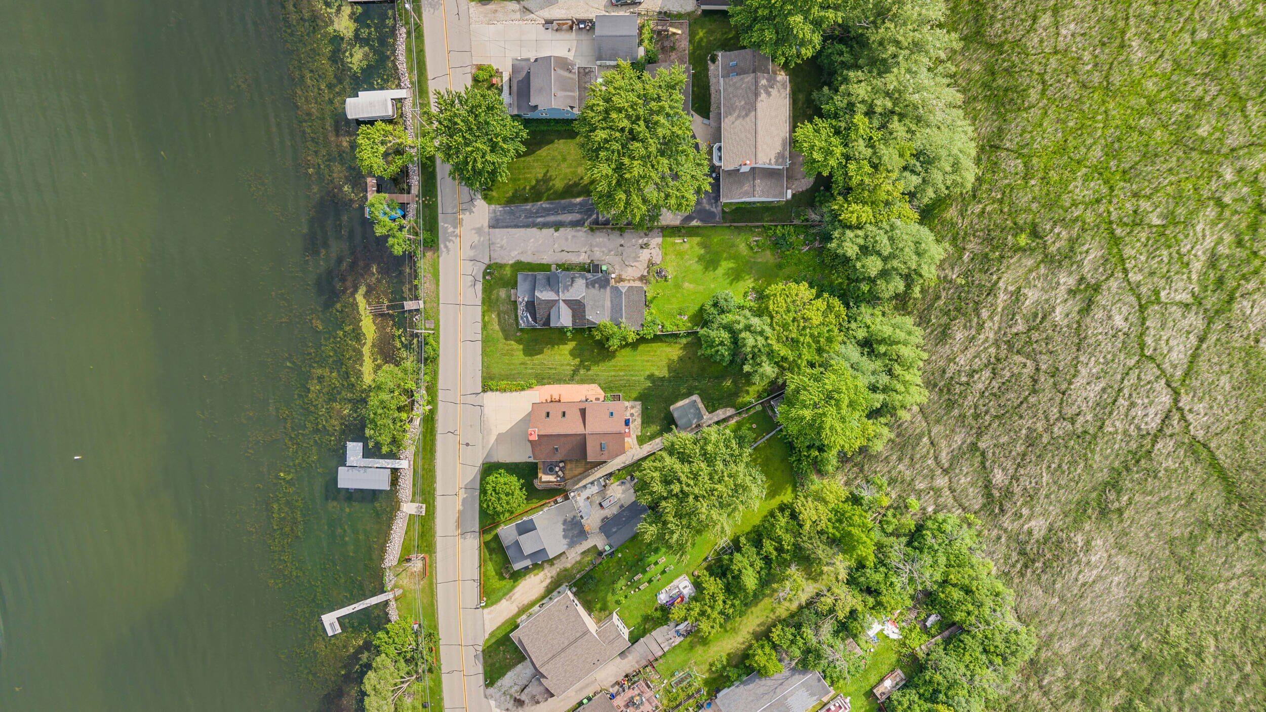 7110 North Tichigan Road Waterford, WI 53185 - Photo 24 of 34 23_dji_20260625170138_0267_d