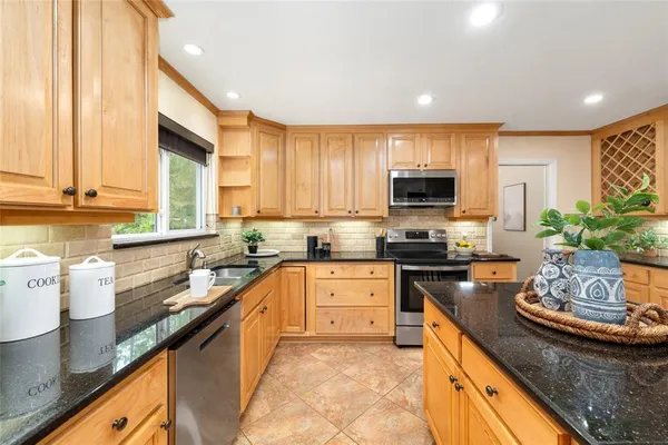 $537,000 | 3602 Southwest 84th Street, Gainesville, FL 32608