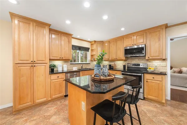 $537,000 | 3602 Southwest 84th Street, Gainesville, FL 32608