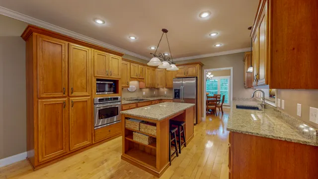 $847,500 | 101 Northwest Amherst Way, Cleveland, TN 37312