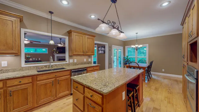 $847,500 | 101 Northwest Amherst Way, Cleveland, TN 37312