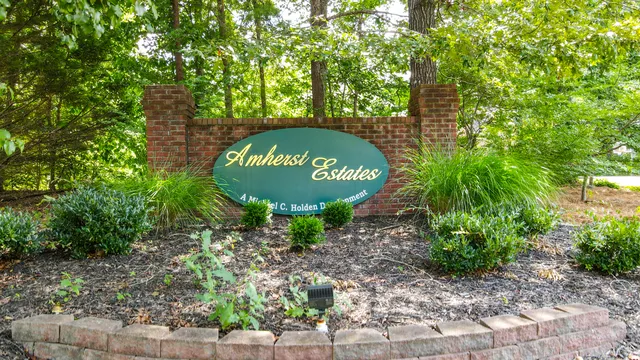 $847,500 | 101 Northwest Amherst Way, Cleveland, TN 37312