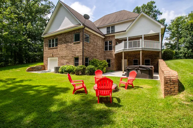 $847,500 | 101 Northwest Amherst Way, Cleveland, TN 37312