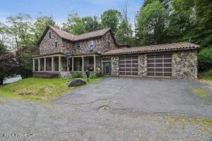 $729,000 | 204 Bellemonte Avenue, Hawley, PA 18428