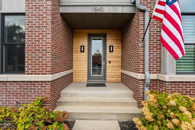 $725,000 | 1540 Central Avenue, Indianapolis, IN 46202