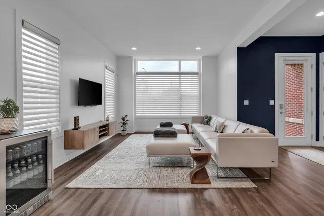 $725,000 | 1540 Central Avenue, Indianapolis, IN 46202