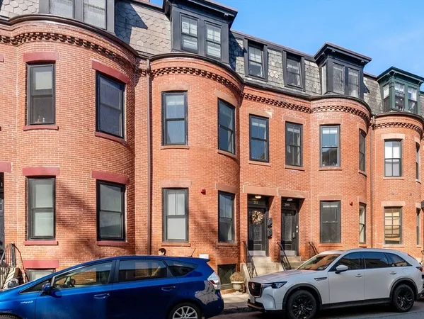 $1,175,000 | 209 Green Cambridge Ma, Unit 2, Cambridge, MA 02139