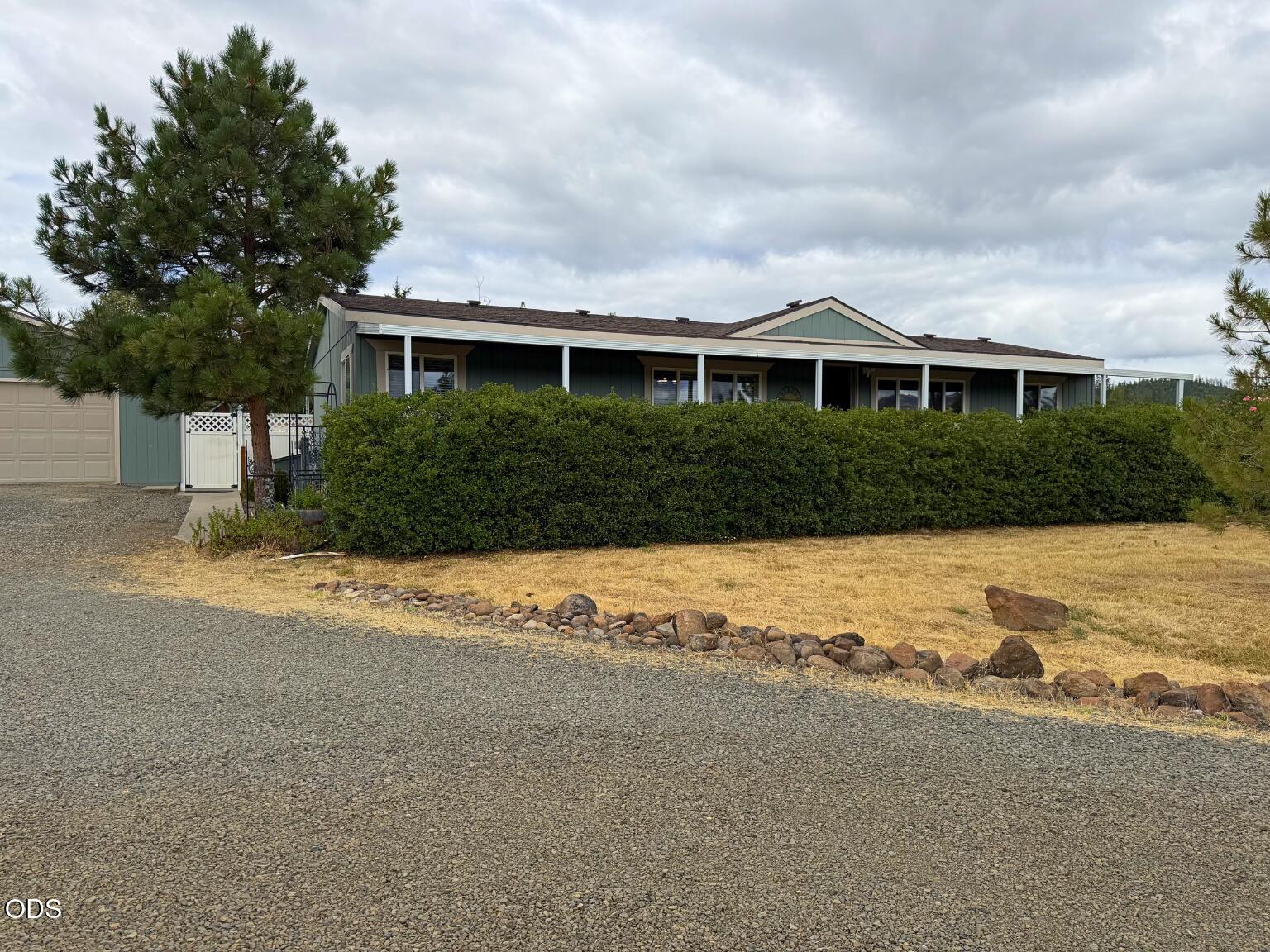 63 Rogue River Drive Eagle Point, OR 97524 - Photo 31 of 46
