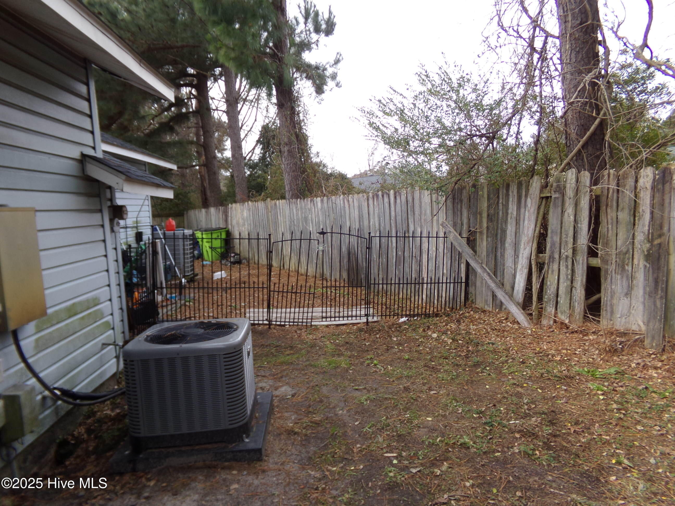 138 B Witten Circle, Unit B Havelock, NC 28532 - Photo 18 of 19 100_0260