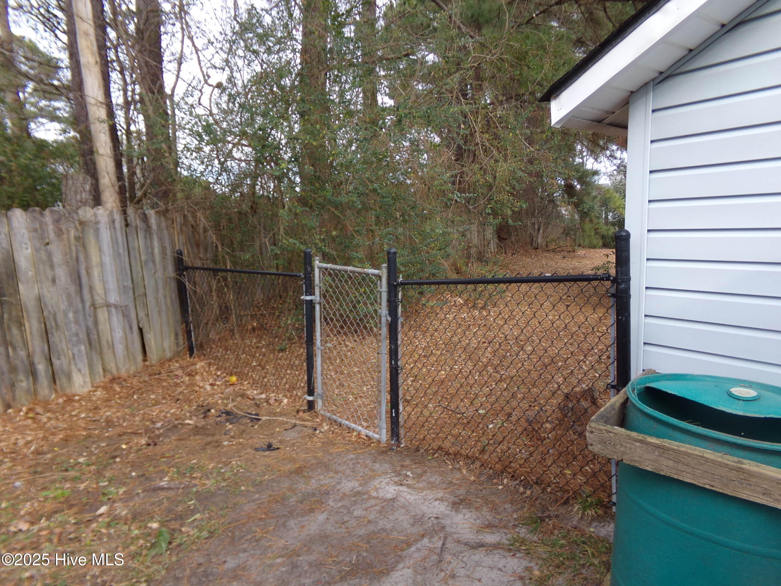 138 B Witten Circle, Unit B Havelock, NC 28532 - Photo 19 of 19 100_0261