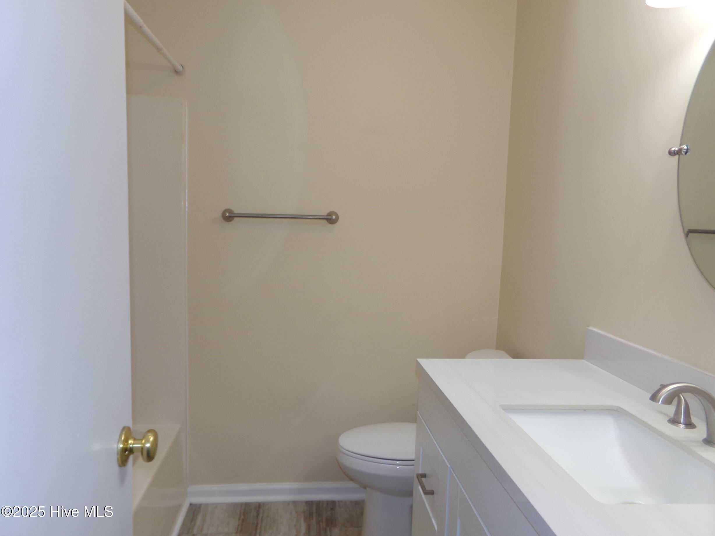 138 B Witten Circle, Unit B Havelock, NC 28532 - Photo 10 of 19 100_0187