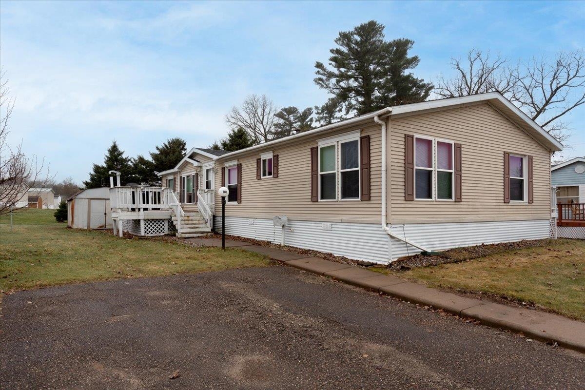 3014 Wilson Street, Unit 101 Menomonie, WI 54751 - Photo 1 of 29