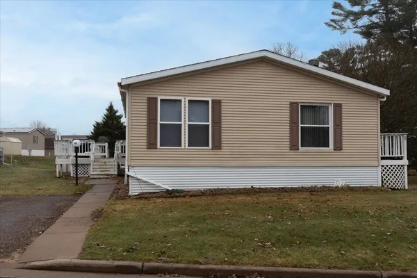 $94,900 | 3014 Wilson Street, Unit 101, Menomonie, WI 54751