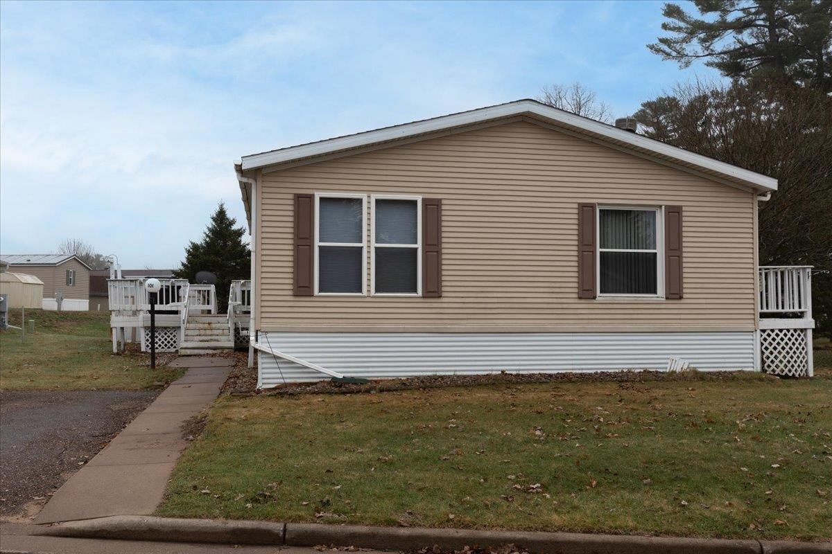 3014 Wilson Street, Unit 101 Menomonie, WI 54751 - Photo 6 of 29