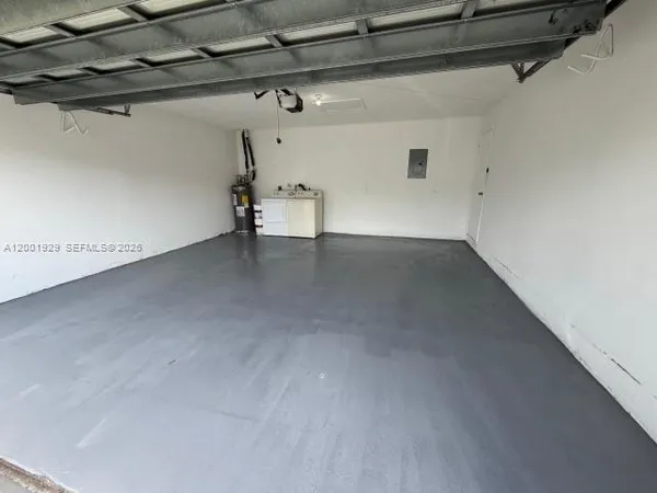 $2,990 | 1034 West Jasmine Lane, North Lauderdale, FL 33068