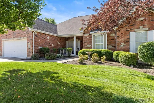 $725,000 | 124 Fox Haven Drive, O'Fallon, MO 63368