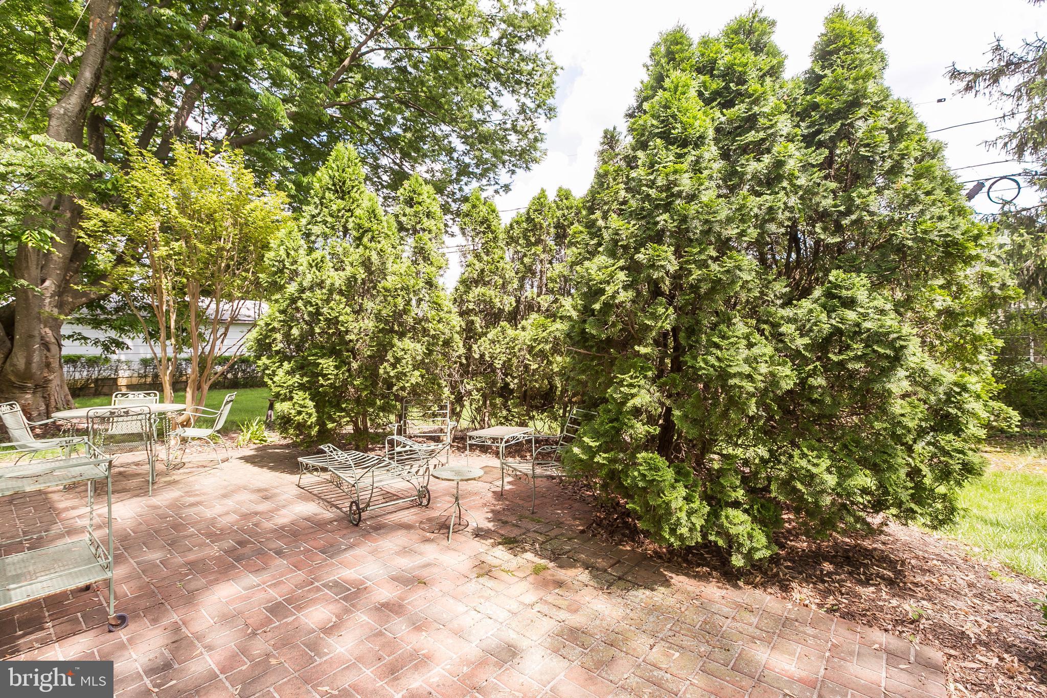 8203 Burnley Road Baltimore, MD 21204 - Photo 40 of 40 patio area