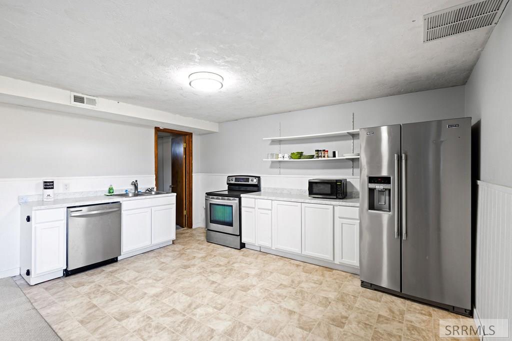 230 Apache Avenue Rexburg, ID 83440 - Photo 18 of 39