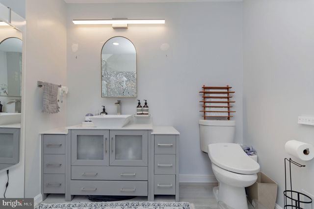 $699,000 | 2 Rockcrest Circle, Rockville, MD 20851