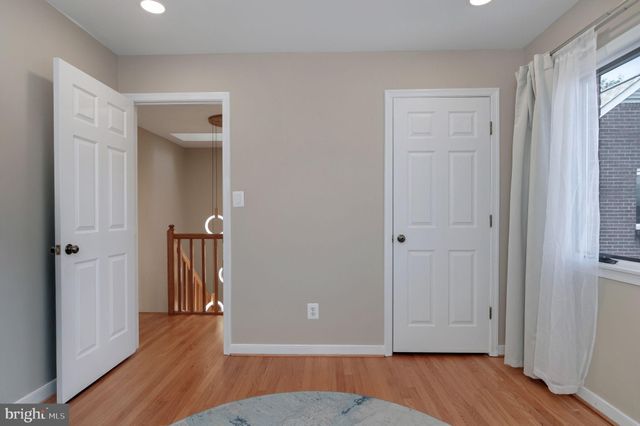 $699,000 | 2 Rockcrest Circle, Rockville, MD 20851