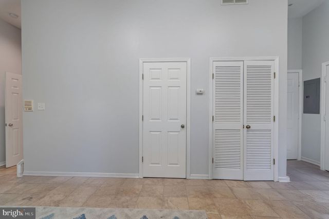 $699,000 | 2 Rockcrest Circle, Rockville, MD 20851