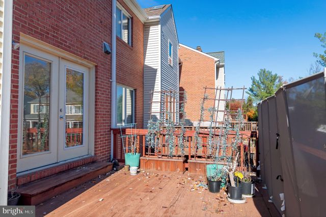 $699,000 | 2 Rockcrest Circle, Rockville, MD 20851