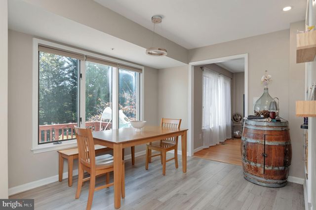 $699,000 | 2 Rockcrest Circle, Rockville, MD 20851